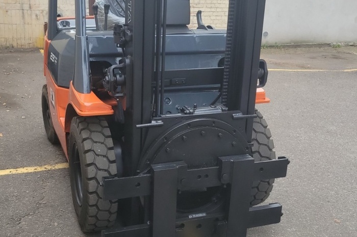 Автопогрузчик Toyota 7FG23