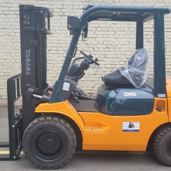 Автопогрузчик Toyota 02-7FGJ35