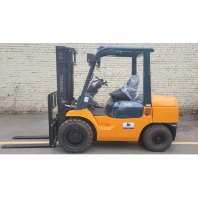 Автопогрузчик Toyota 02-7FGJ35